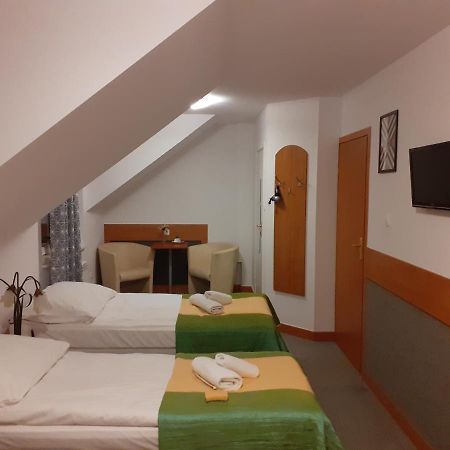 Aparthotel Arkadia Płock エクステリア 写真