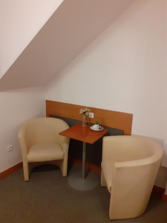 Aparthotel Arkadia Płock エクステリア 写真
