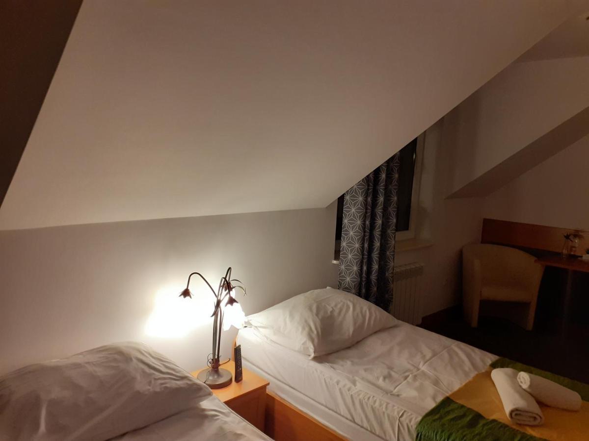 Aparthotel Arkadia Płock エクステリア 写真