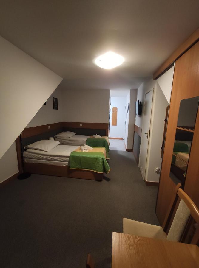 Aparthotel Arkadia Płock エクステリア 写真